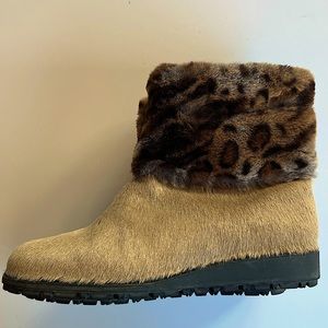 Stuart Weitzman Tan and leopard print boots. Size 9